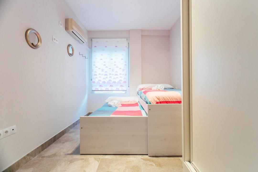 Wide And Diaphanous- 3Bd 2Bth- Alcazar Sevilla Bagian luar foto