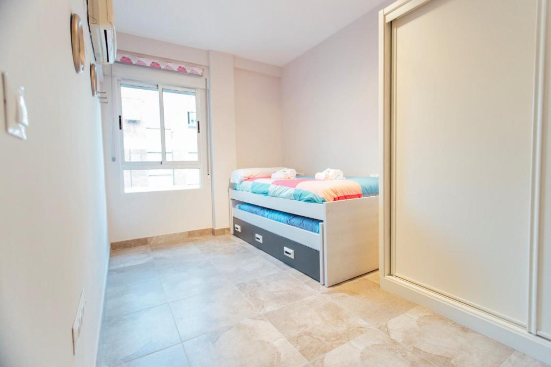Wide And Diaphanous- 3Bd 2Bth- Alcazar Sevilla Bagian luar foto