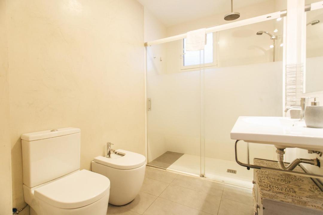 Wide And Diaphanous- 3Bd 2Bth- Alcazar Sevilla Bagian luar foto
