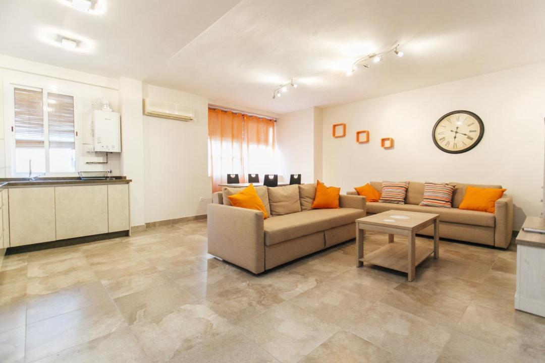 Wide And Diaphanous- 3Bd 2Bth- Alcazar Sevilla Bagian luar foto