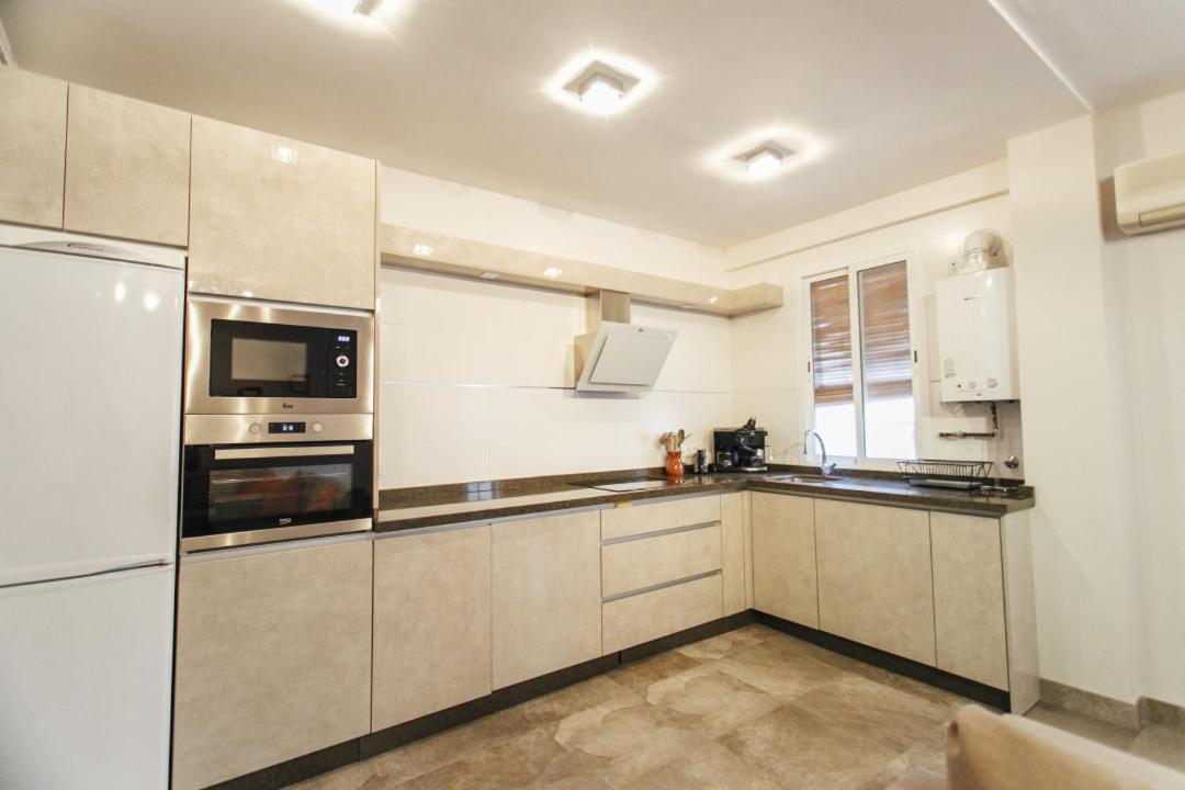 Wide And Diaphanous- 3Bd 2Bth- Alcazar Sevilla Bagian luar foto